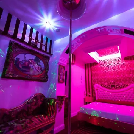 Erossuite Гостевой дом 2*