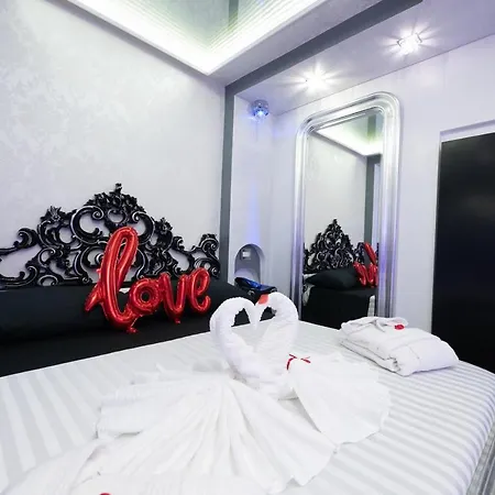 Erossuite Roma
